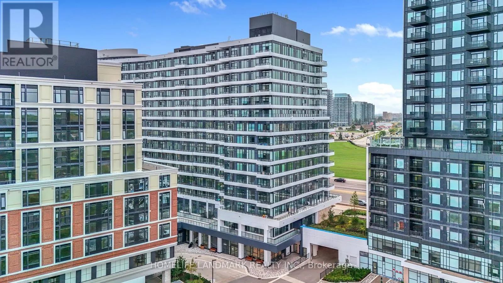 905 - 2485 EGLINTON AVENUE W