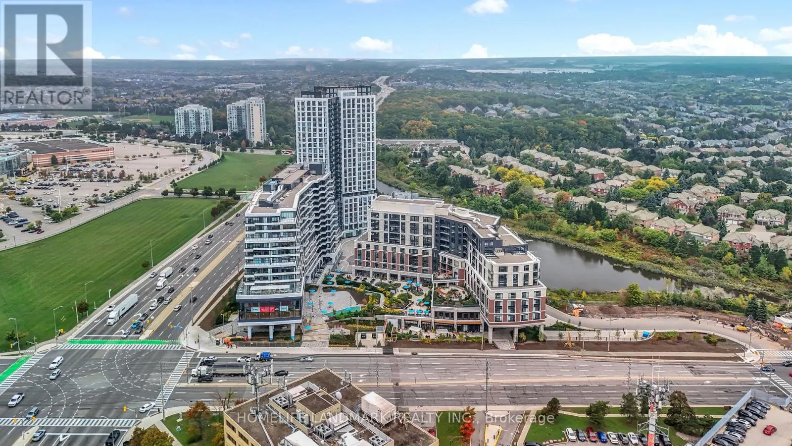 905 - 2485 EGLINTON AVENUE W