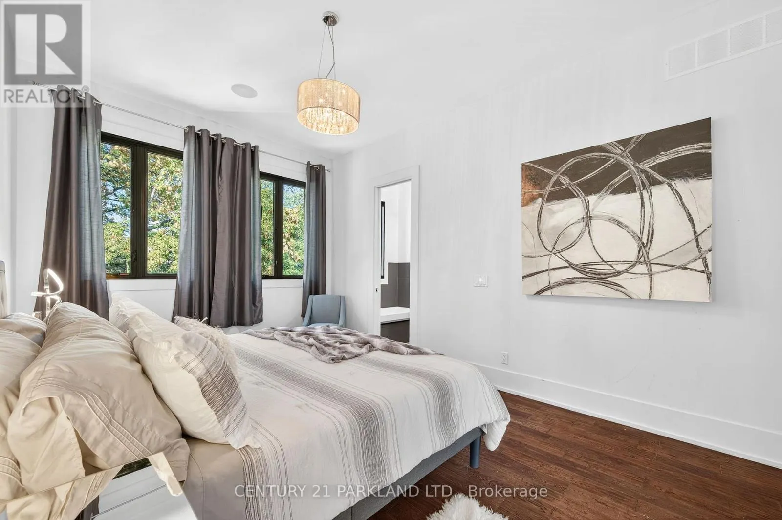 10 REXFORD ROAD