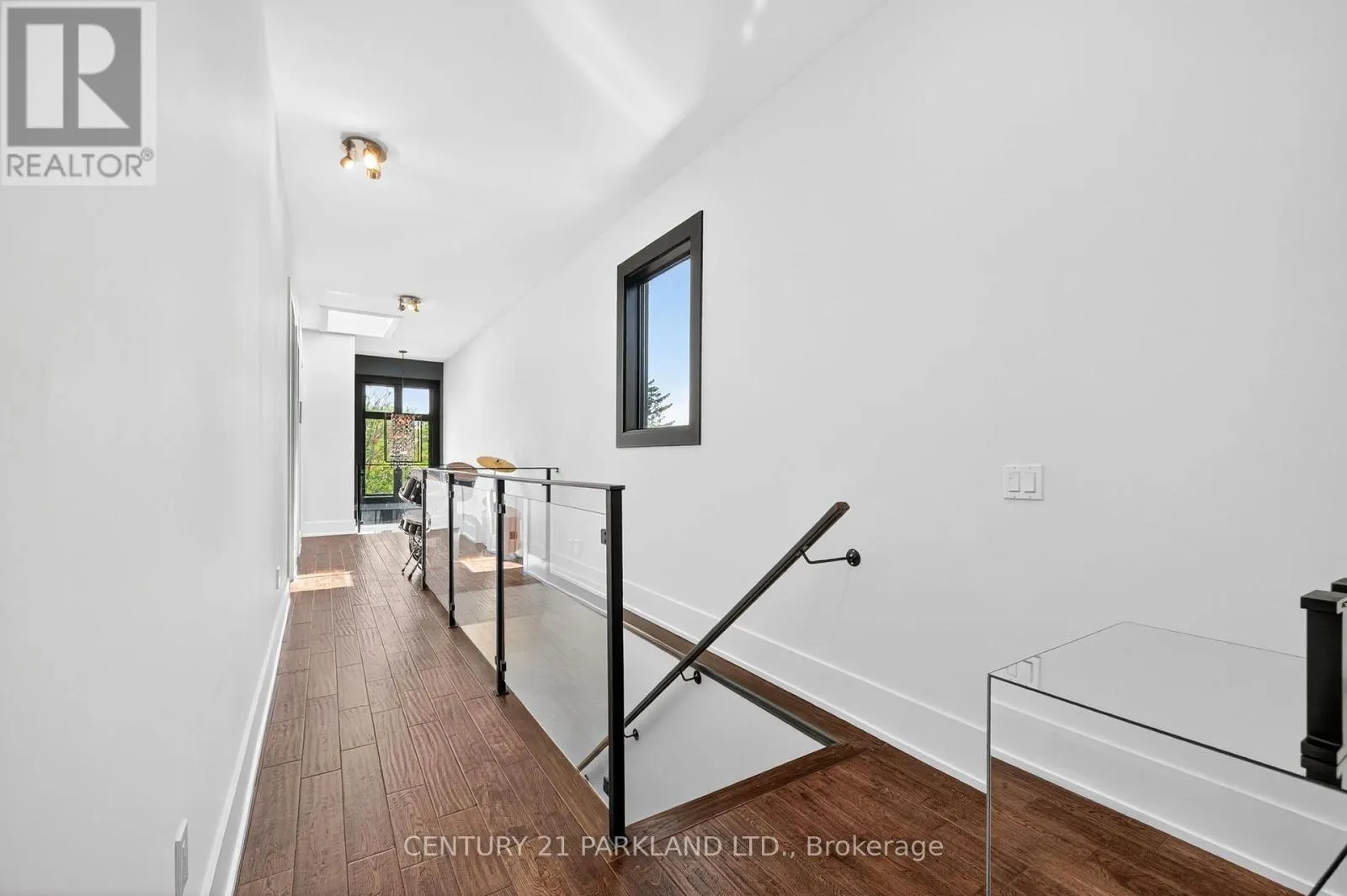 10 REXFORD ROAD