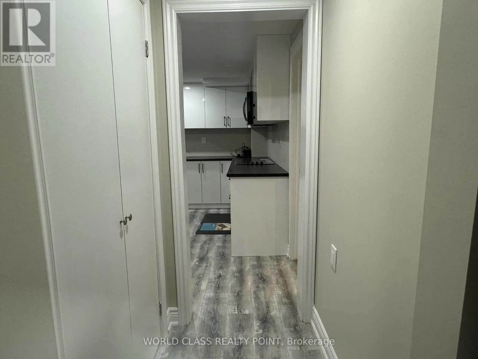 BSMT 2232 SANDRINGHAM DRIVE