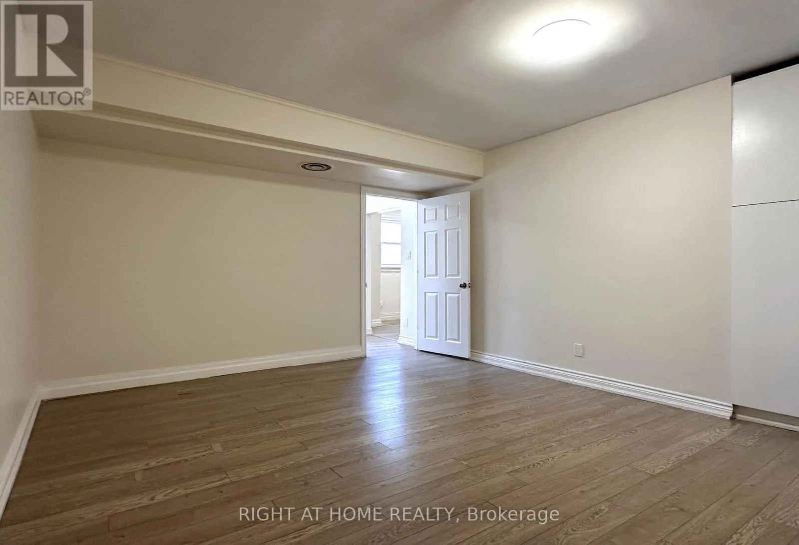 202 - 1911 WESTON ROAD