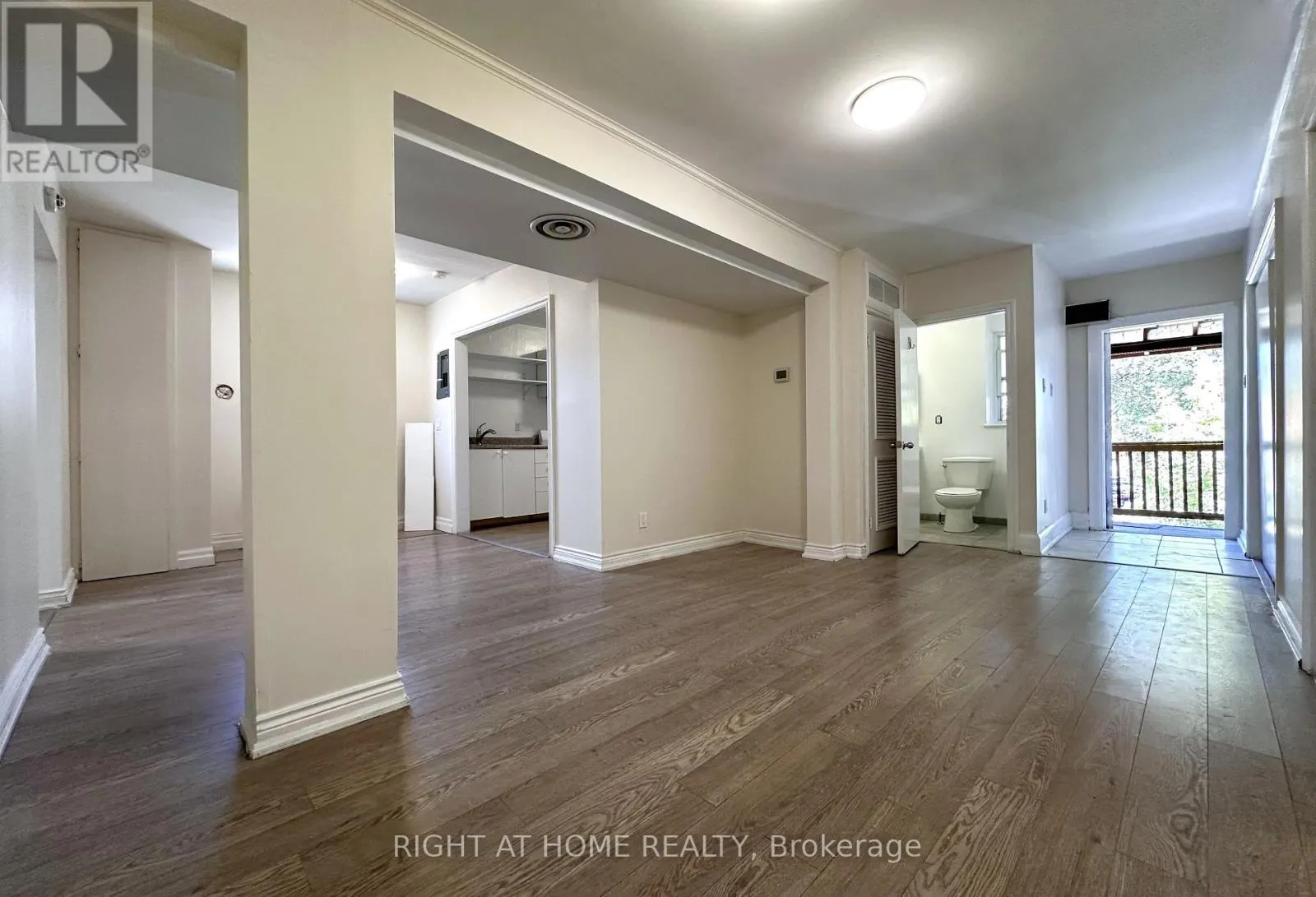 202 - 1911 WESTON ROAD