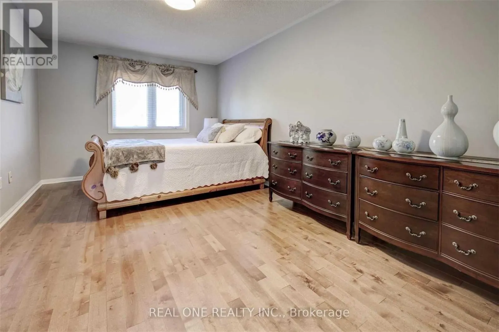 5028 HASWELL LANE