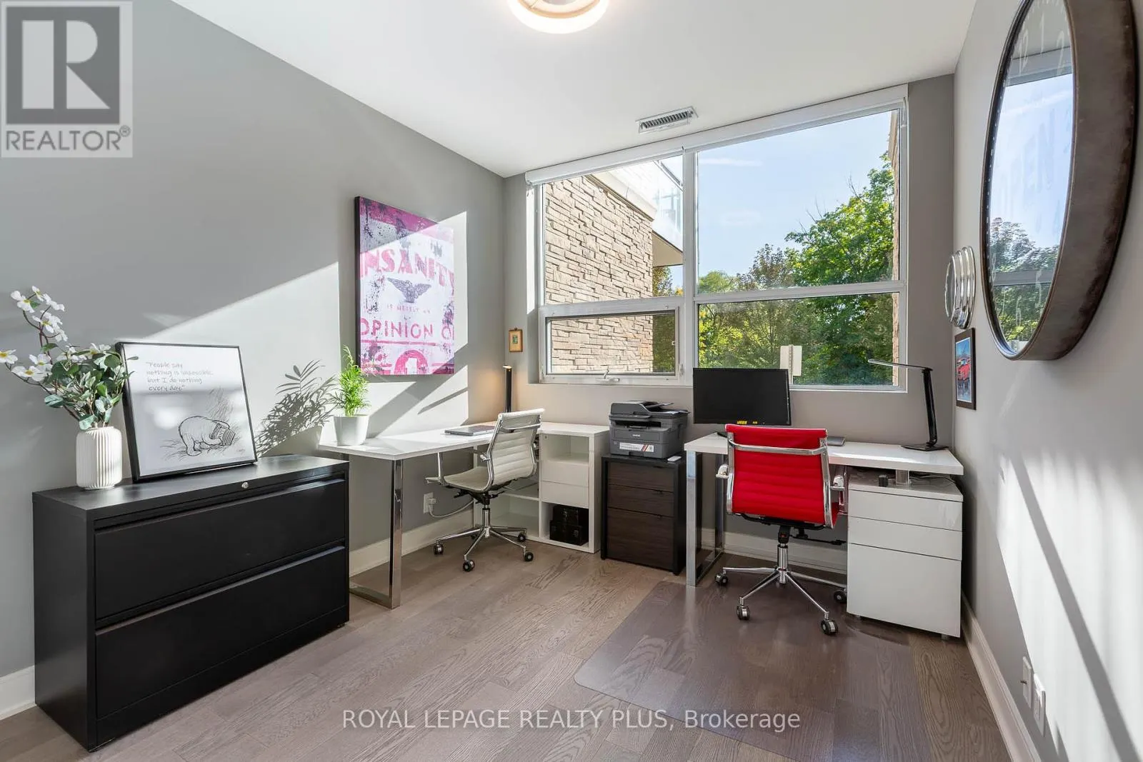 105 - 1575 LAKESHORE ROAD W