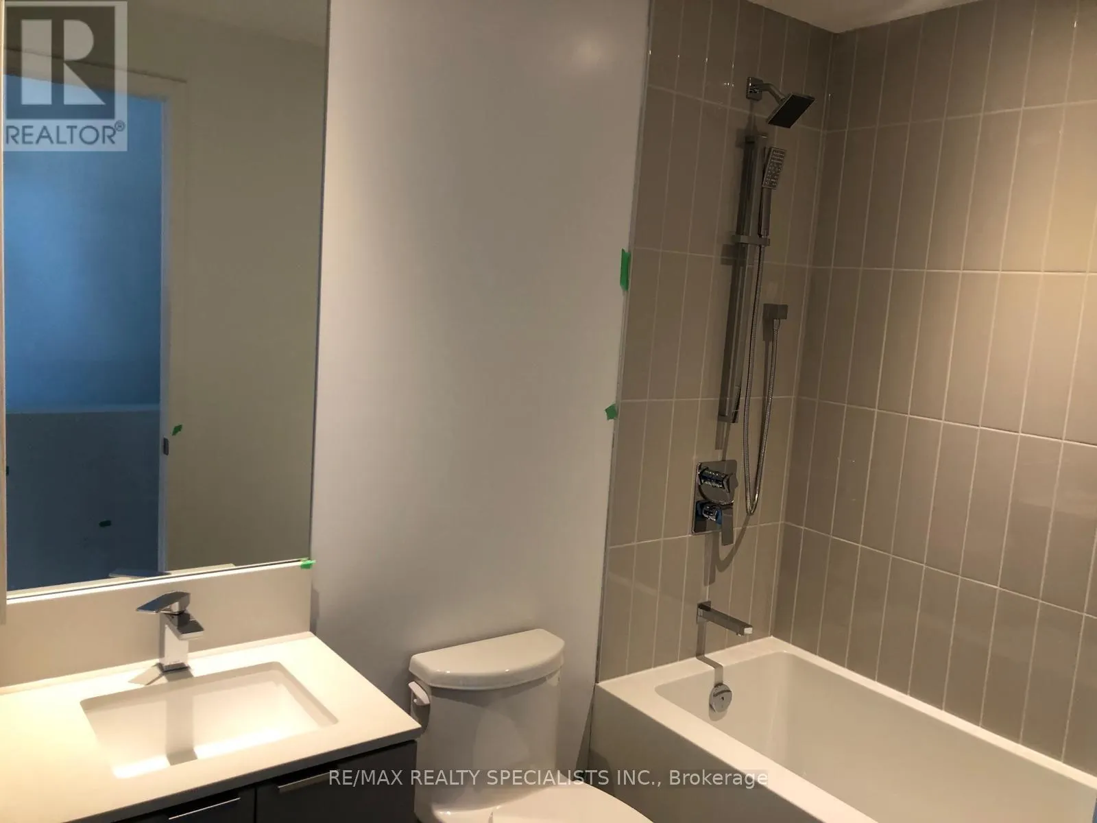 108 - 3883 QUARTZ ROAD