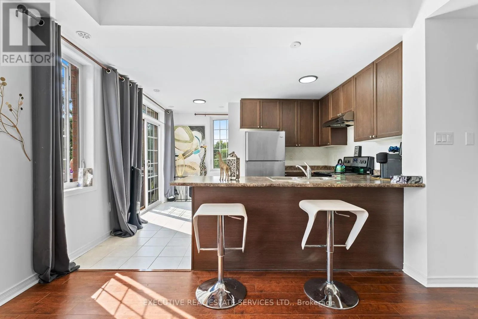 180 HOWDEN BOULEVARD