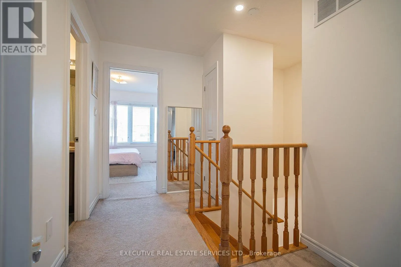 6 ABERCOVE CLOSE
