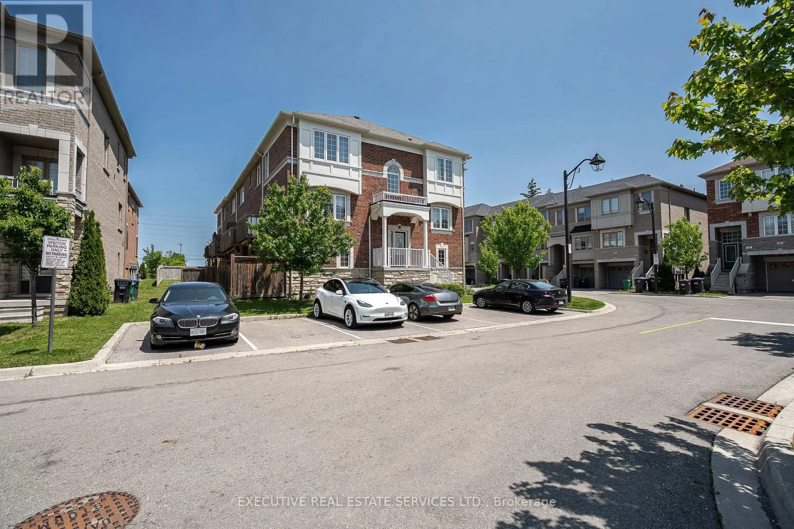 6 ABERCOVE CLOSE