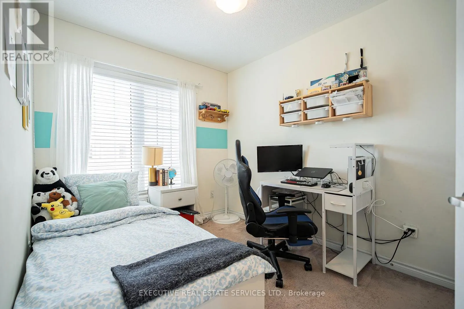 6 ABERCOVE CLOSE