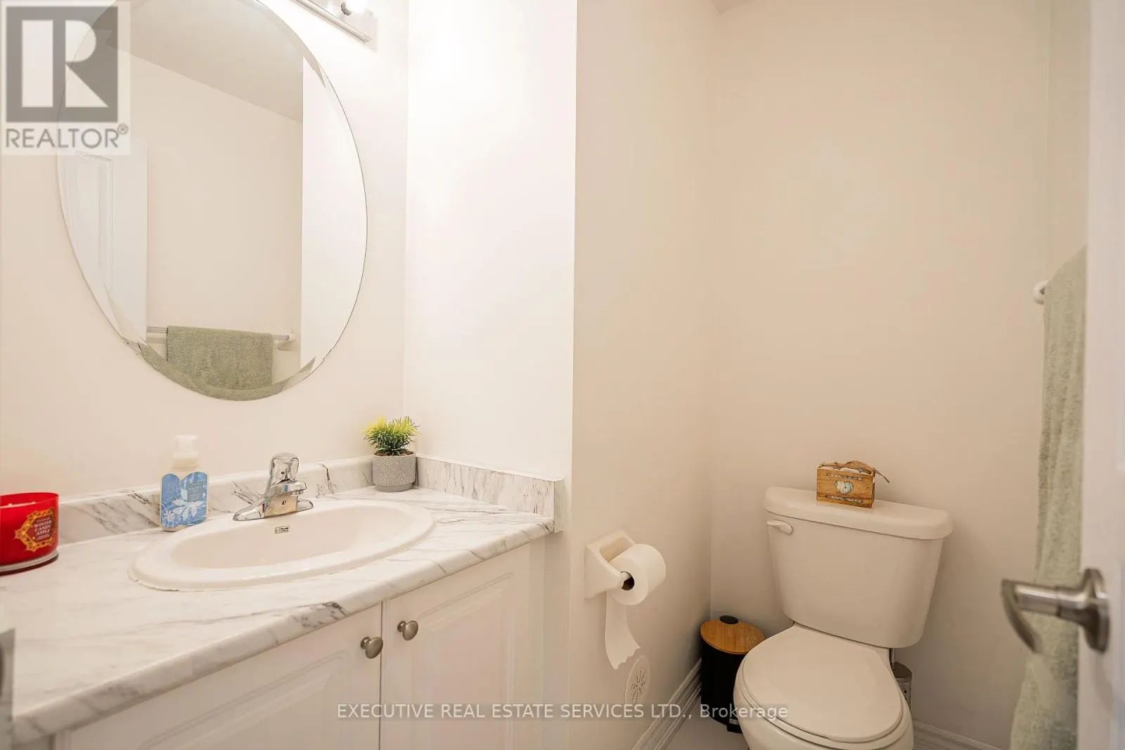 6 ABERCOVE CLOSE