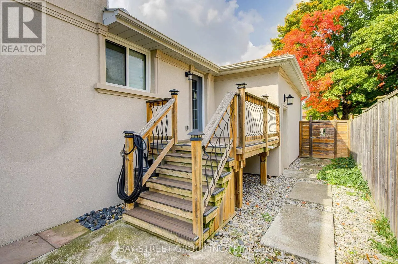 500 TIPPERTON CRESCENT