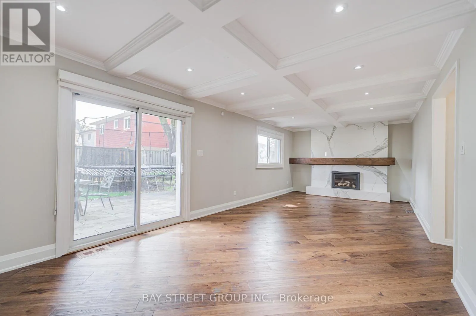 500 TIPPERTON CRESCENT