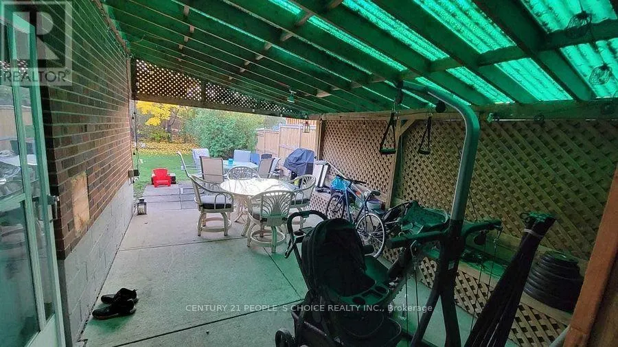 LWR LVL - 1482 FISHER AVENUE