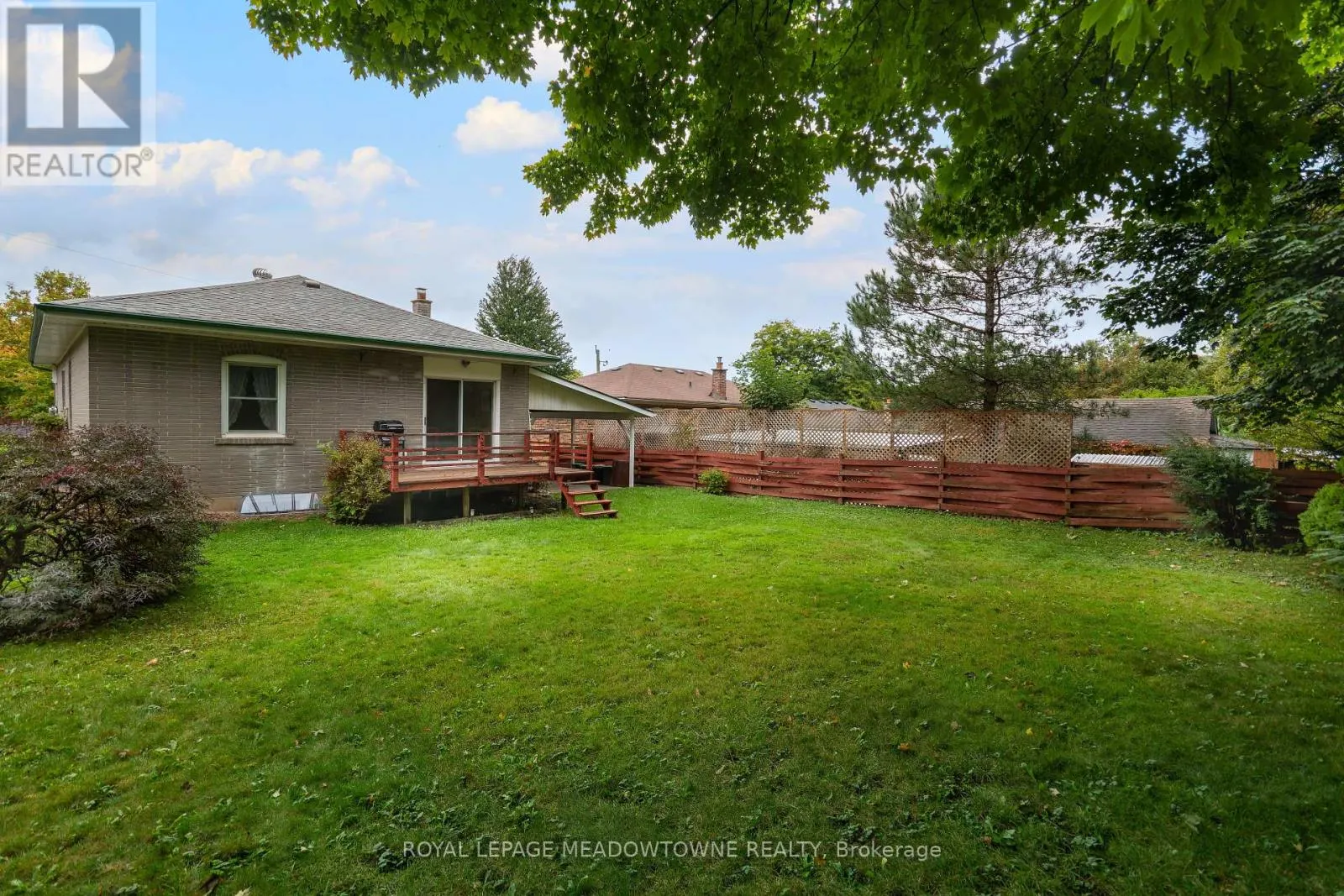 36 HEWSON CRESCENT