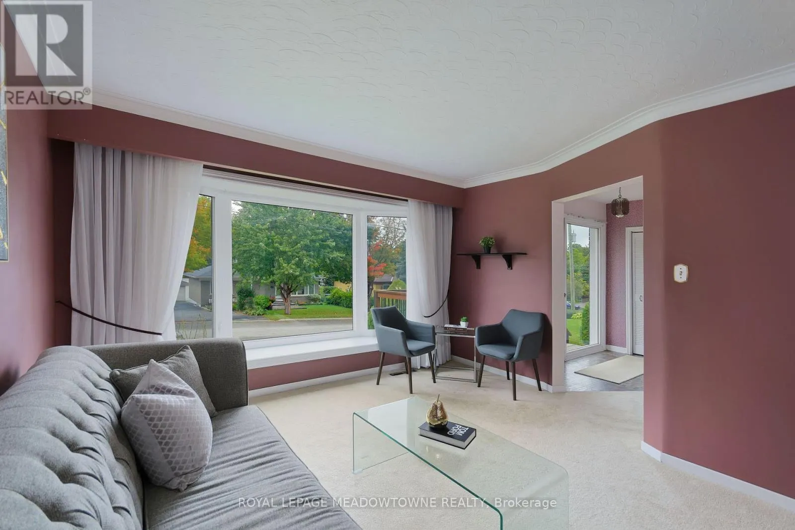 36 HEWSON CRESCENT