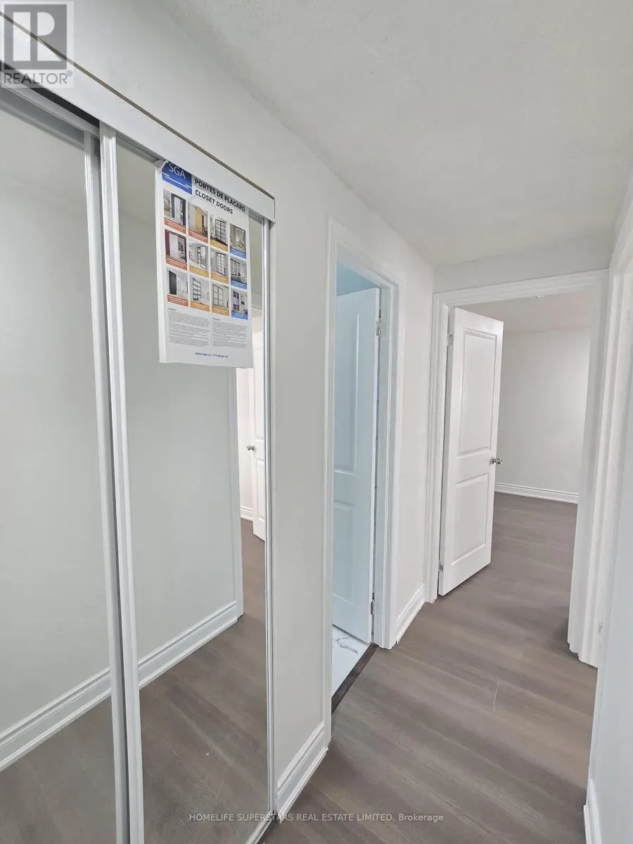 17 HEATHERSIDE COURT