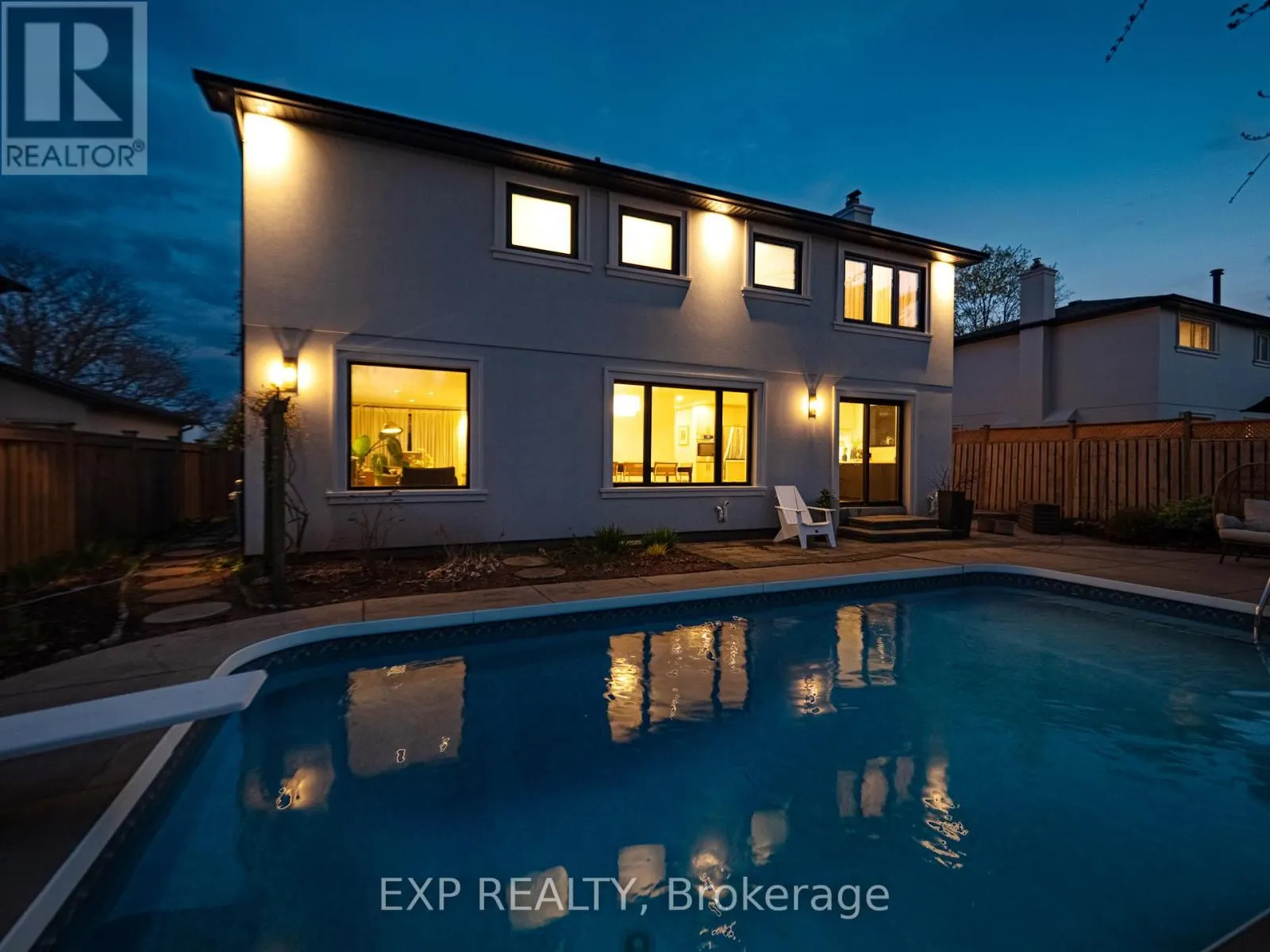 2433 TREVOR DRIVE