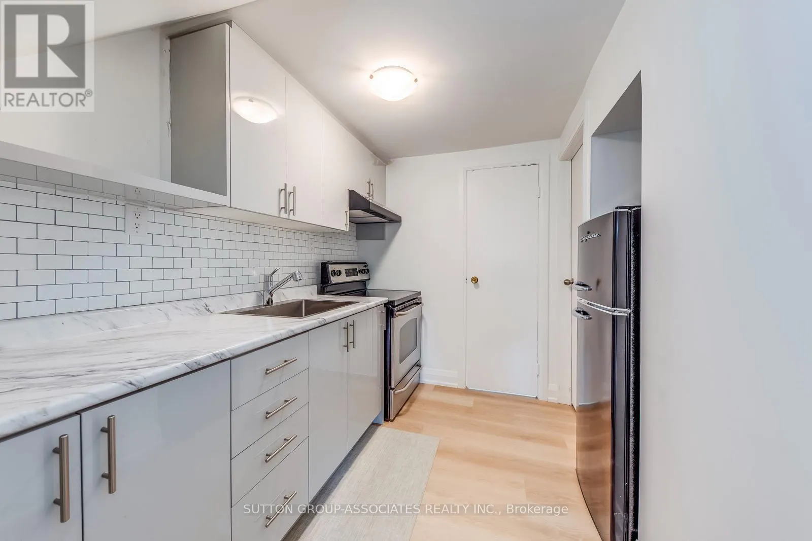 359 HARVIE AVENUE