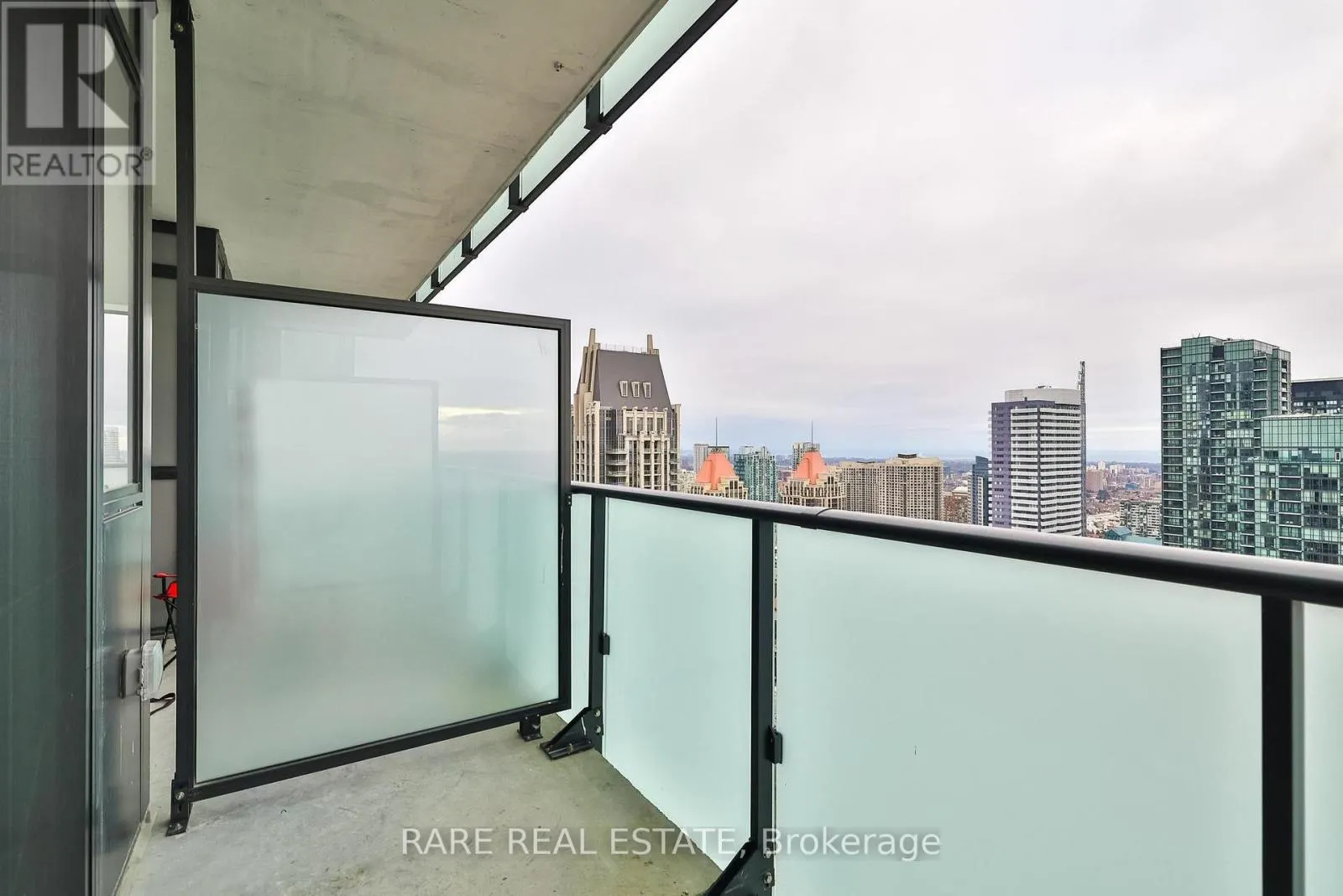 3608 - 4130 PARKSIDE VILLAGE DRIVE