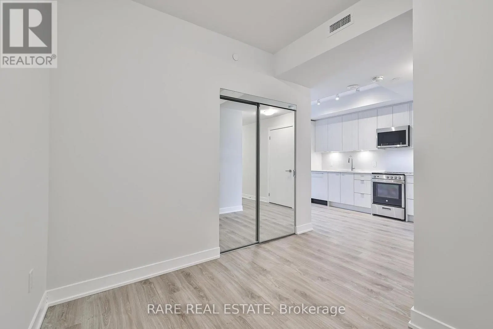 3608 - 4130 PARKSIDE VILLAGE DRIVE
