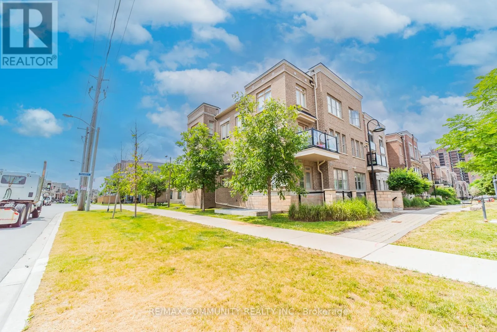 79 - 100 PARROTTA DRIVE