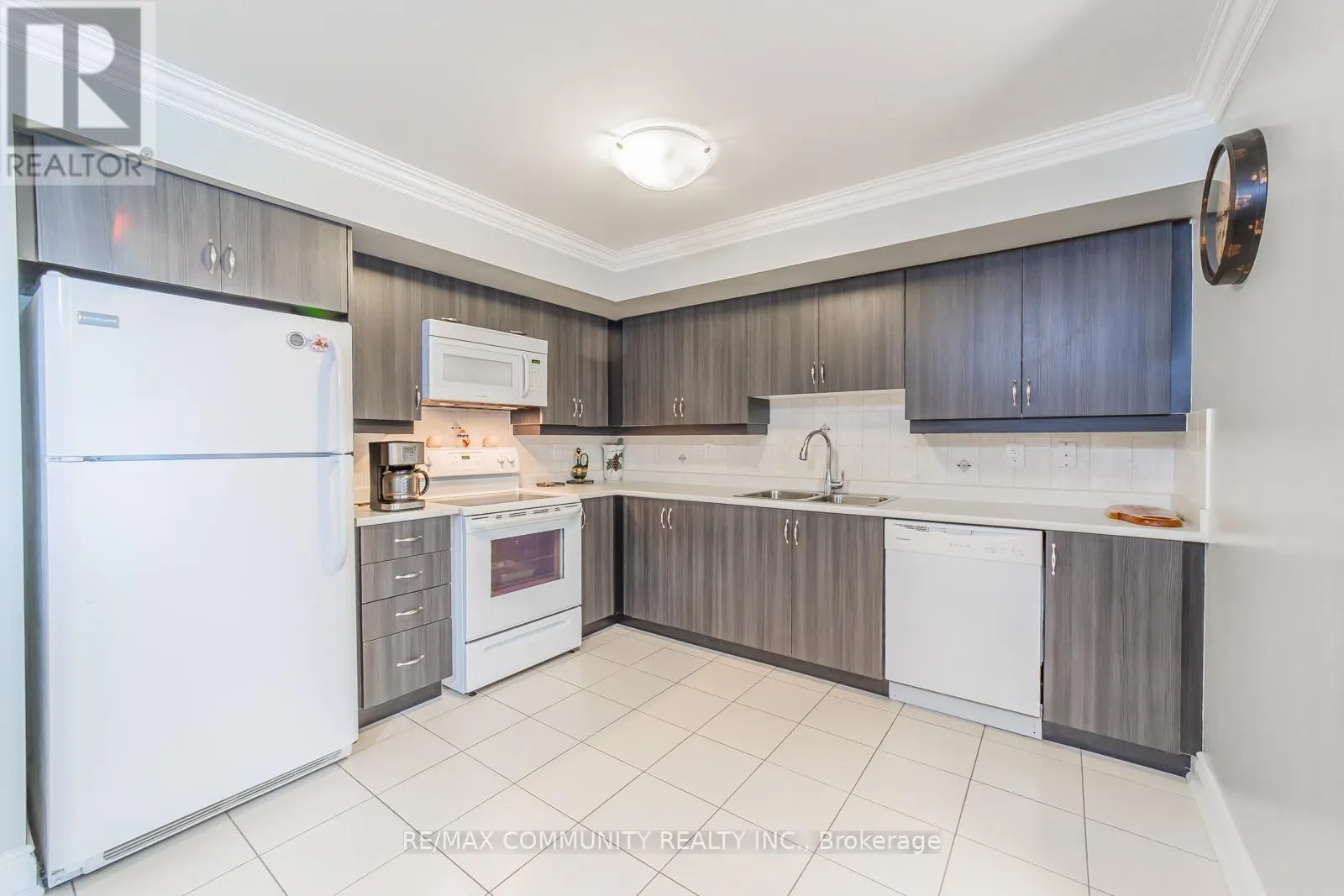 79 - 100 PARROTTA DRIVE