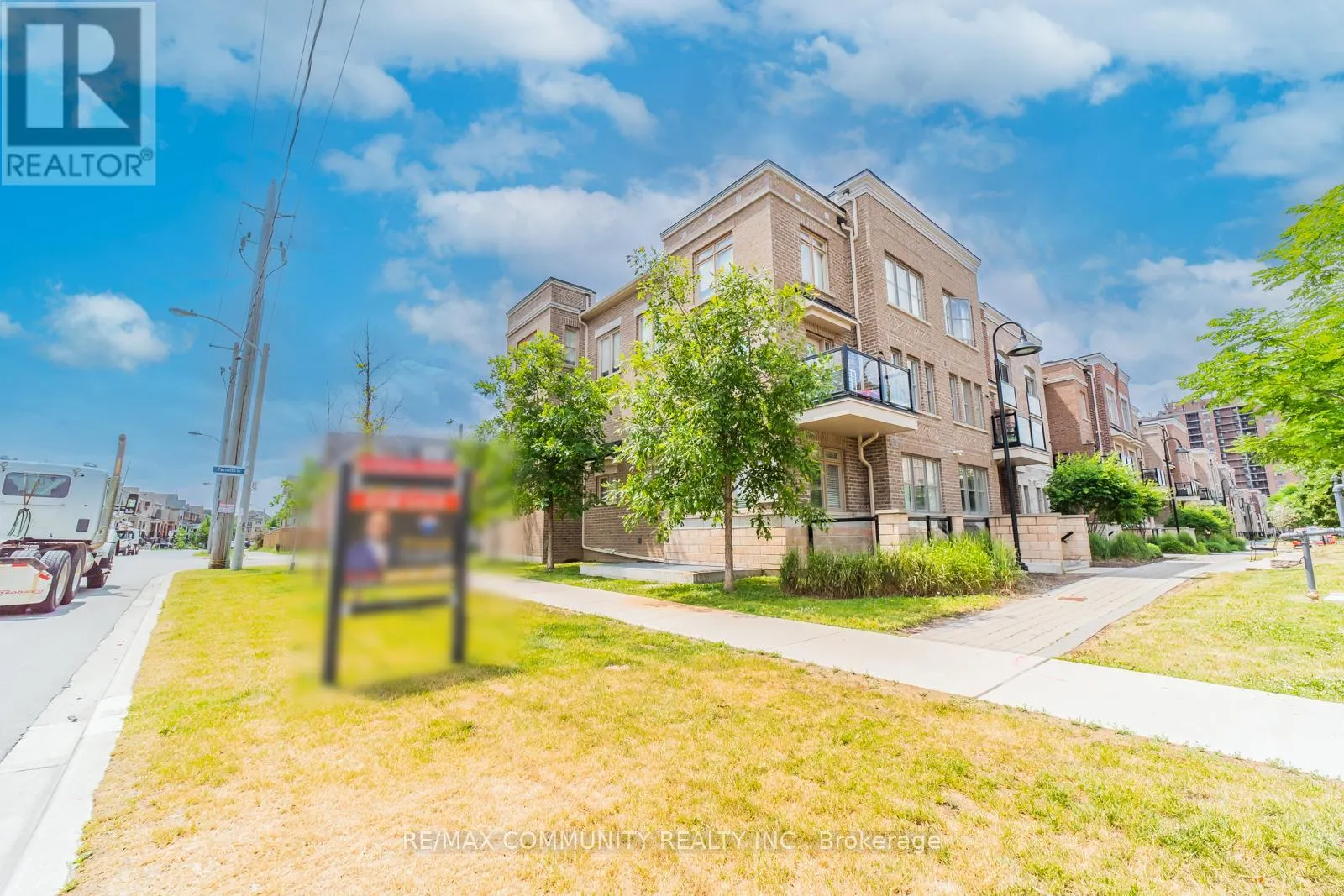 79 - 100 PARROTTA DRIVE