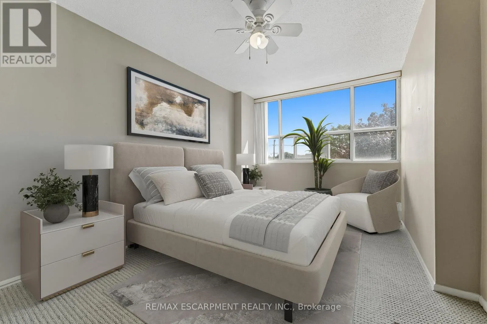 305 - 2263 MARINE DRIVE