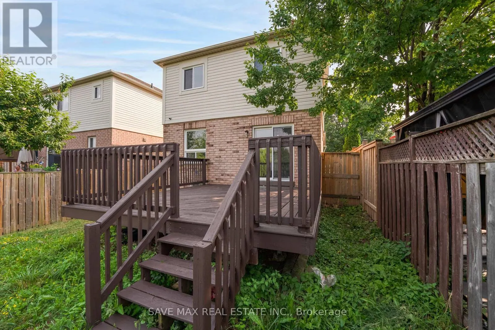 33 HEATHWOOD DRIVE