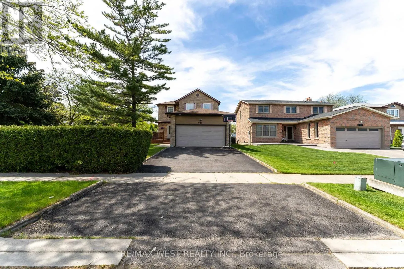 991 MANNINGTON LANE