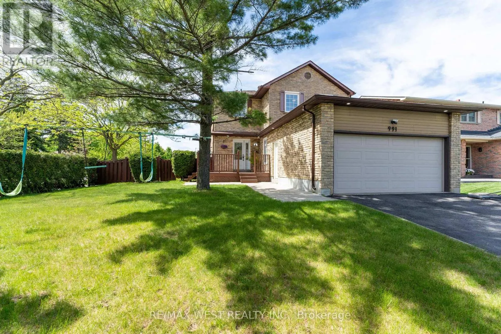 991 MANNINGTON LANE