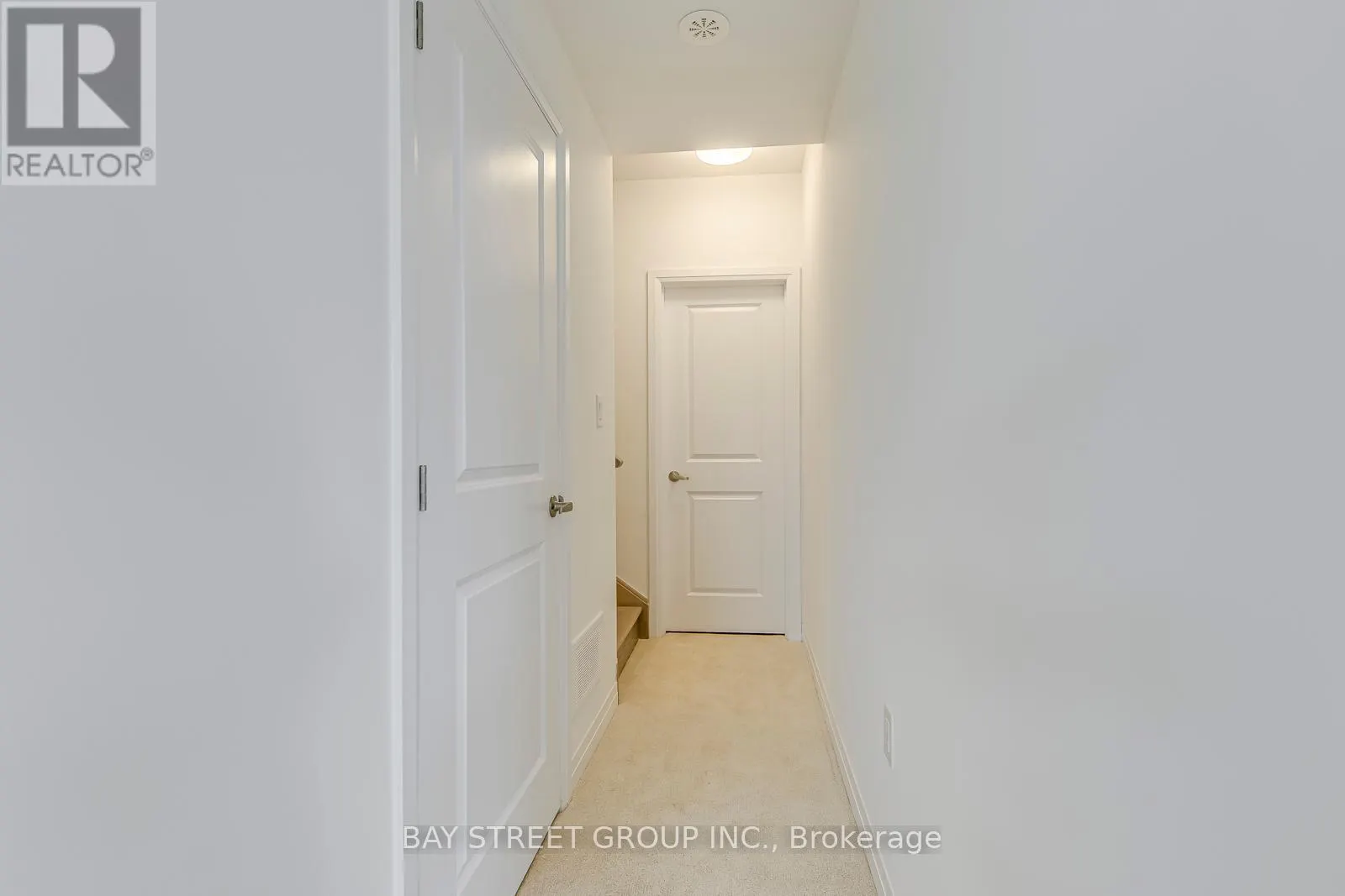 3226 CRYSTAL DRIVE