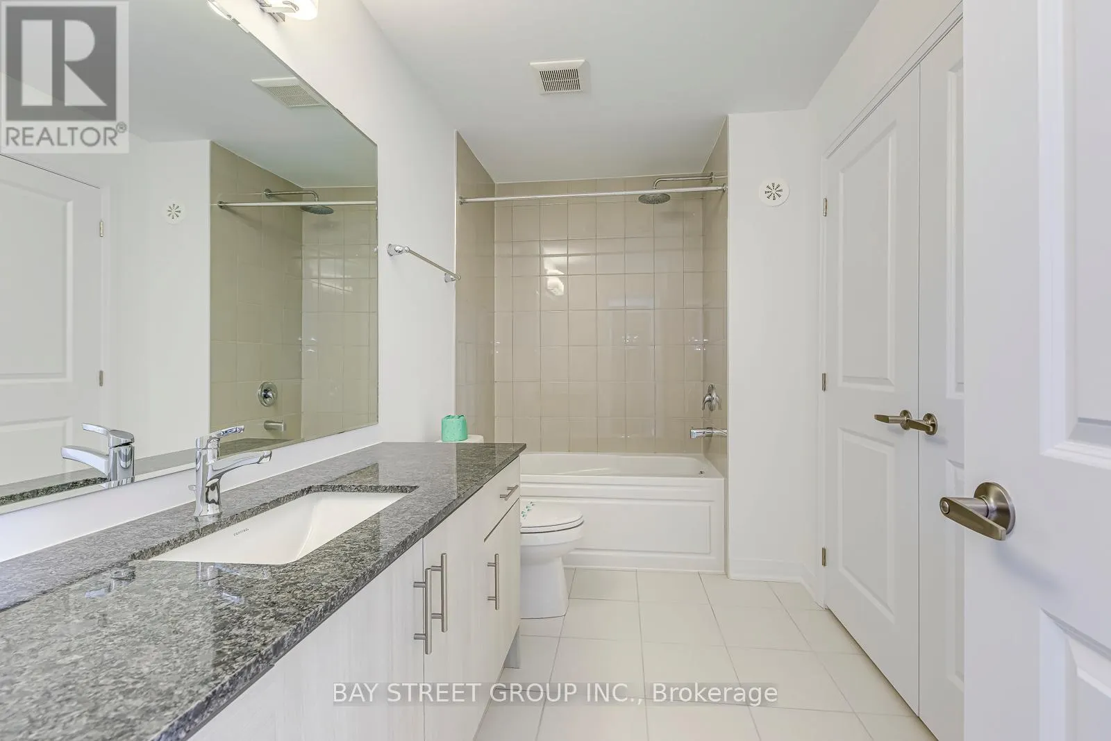 3226 CRYSTAL DRIVE