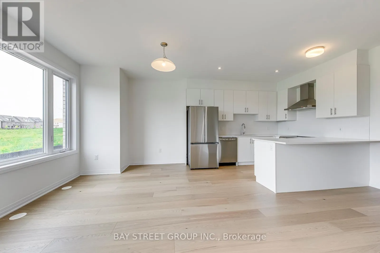 3226 CRYSTAL DRIVE
