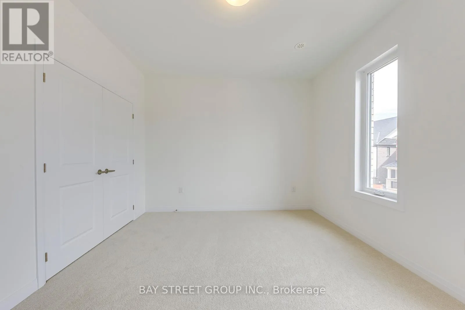 3226 CRYSTAL DRIVE