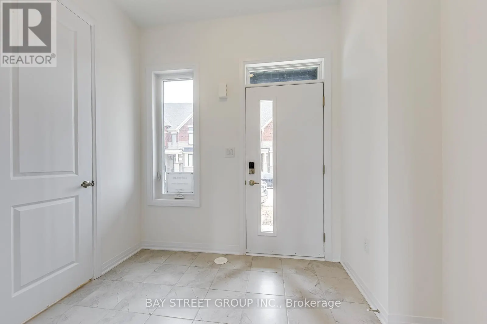 3226 CRYSTAL DRIVE