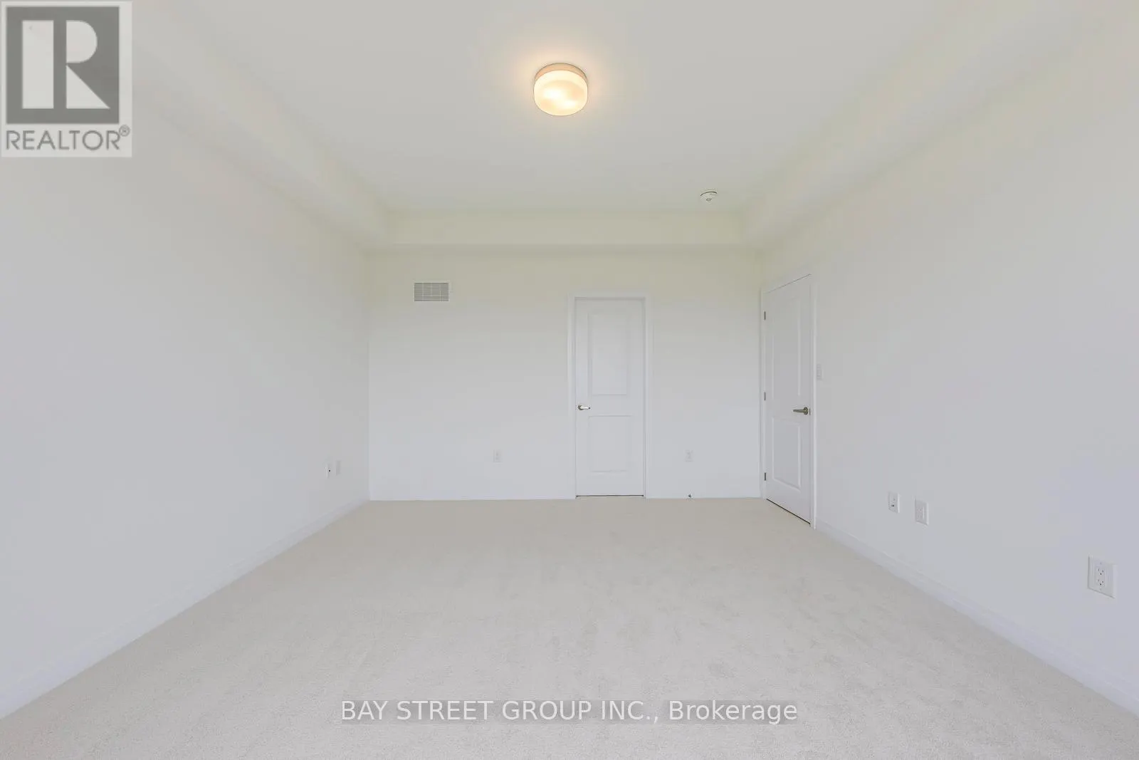 3226 CRYSTAL DRIVE