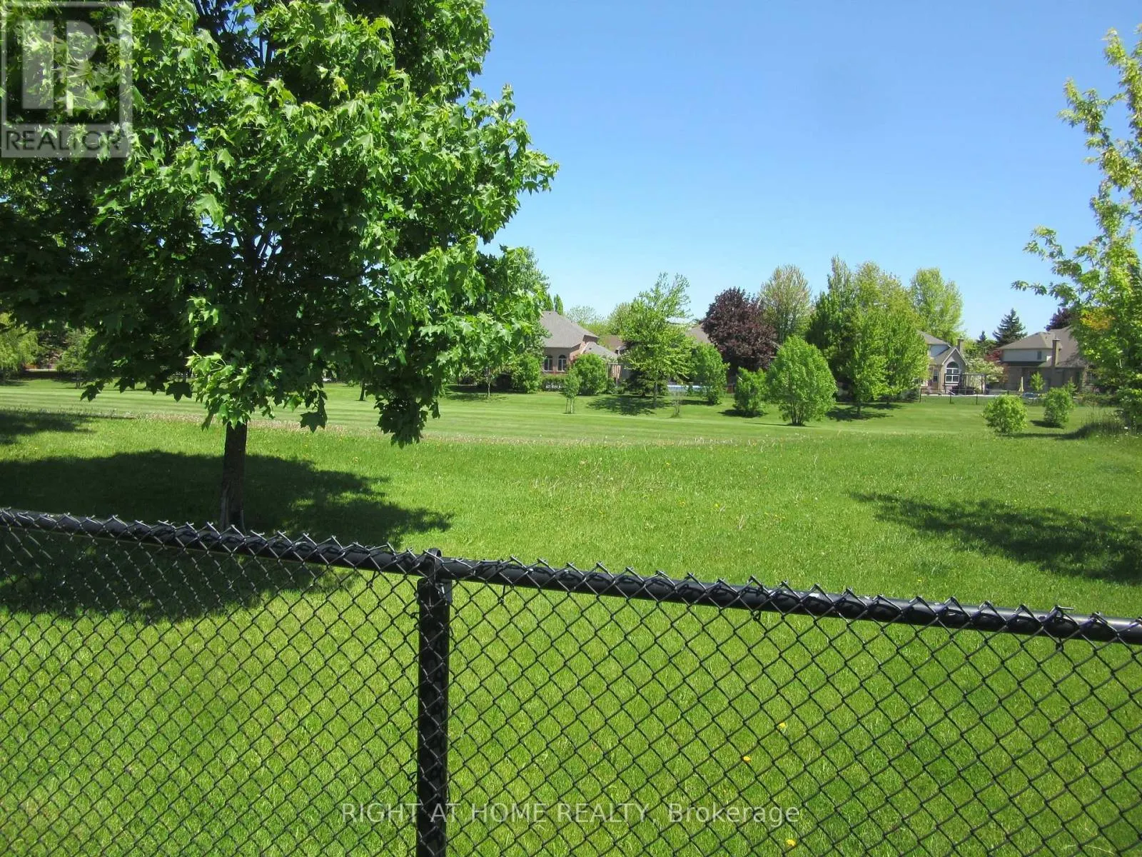 2109 BERWICK DRIVE