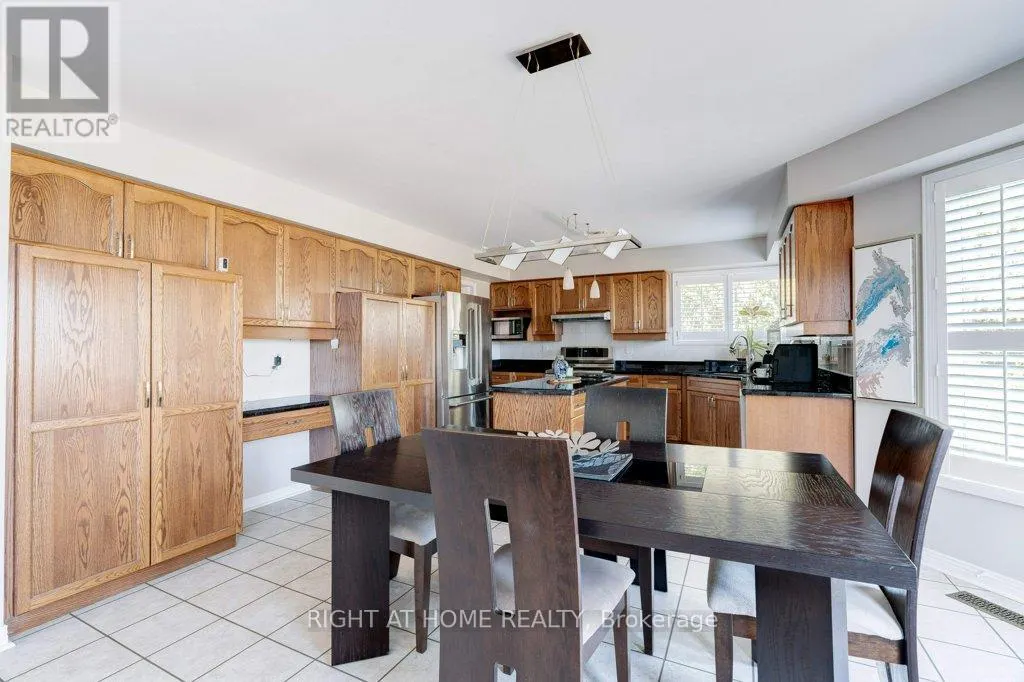 2109 BERWICK DRIVE