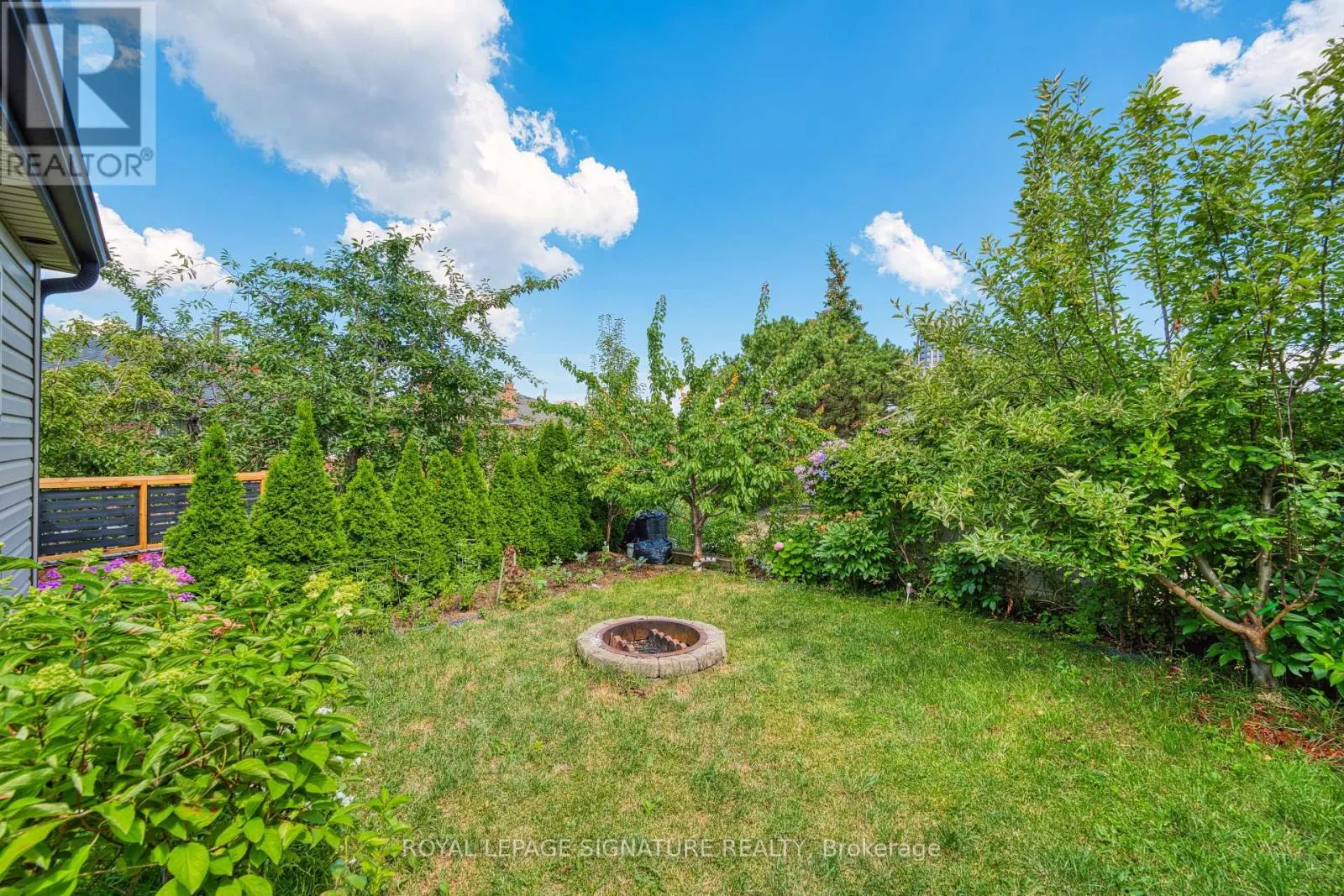 4091 DURSLEY CRESCENT