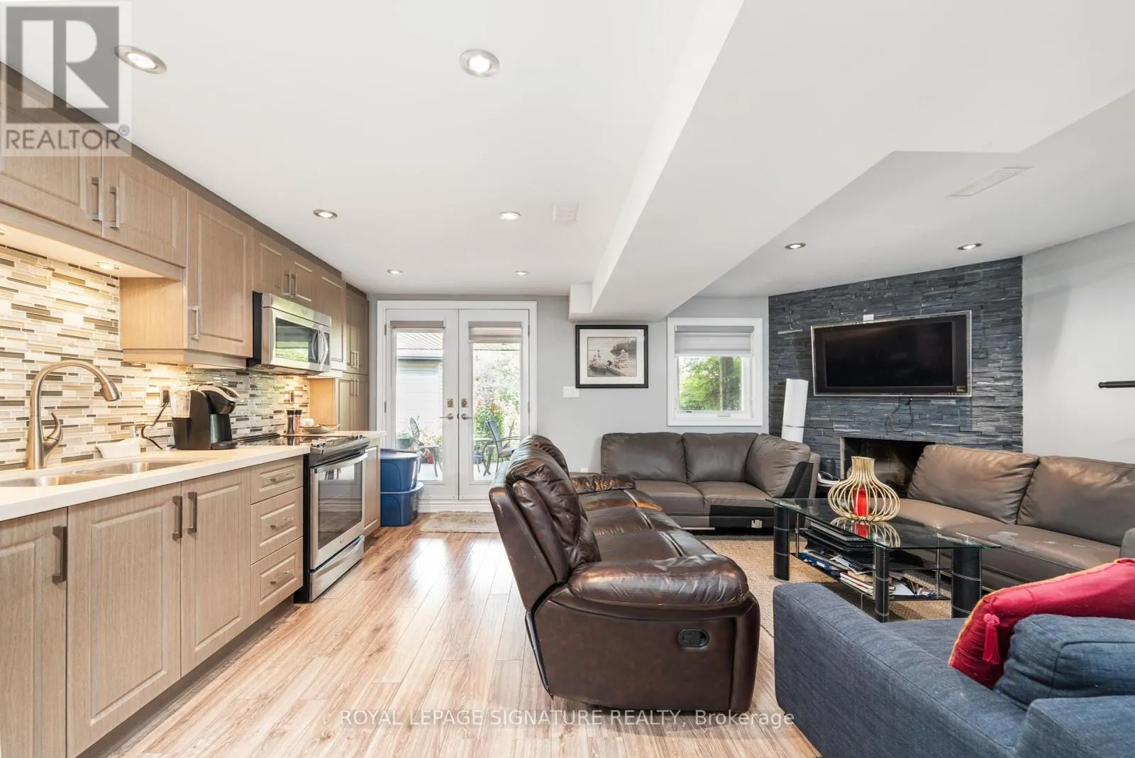 4091 DURSLEY CRESCENT