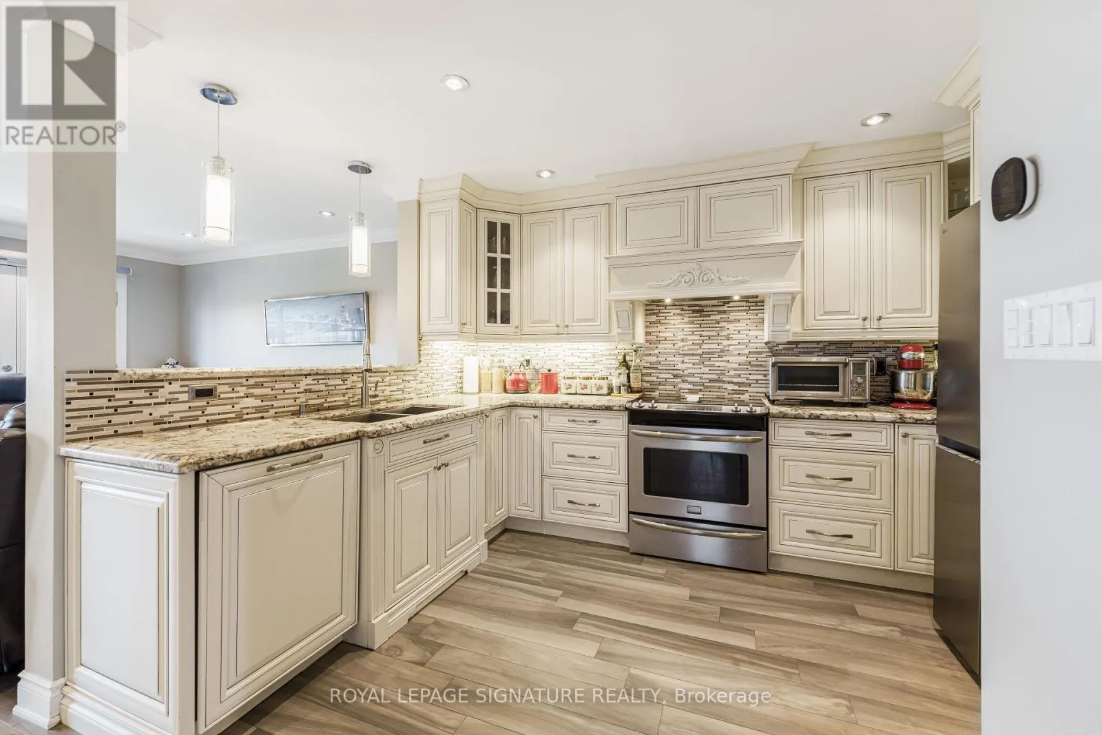 4091 DURSLEY CRESCENT