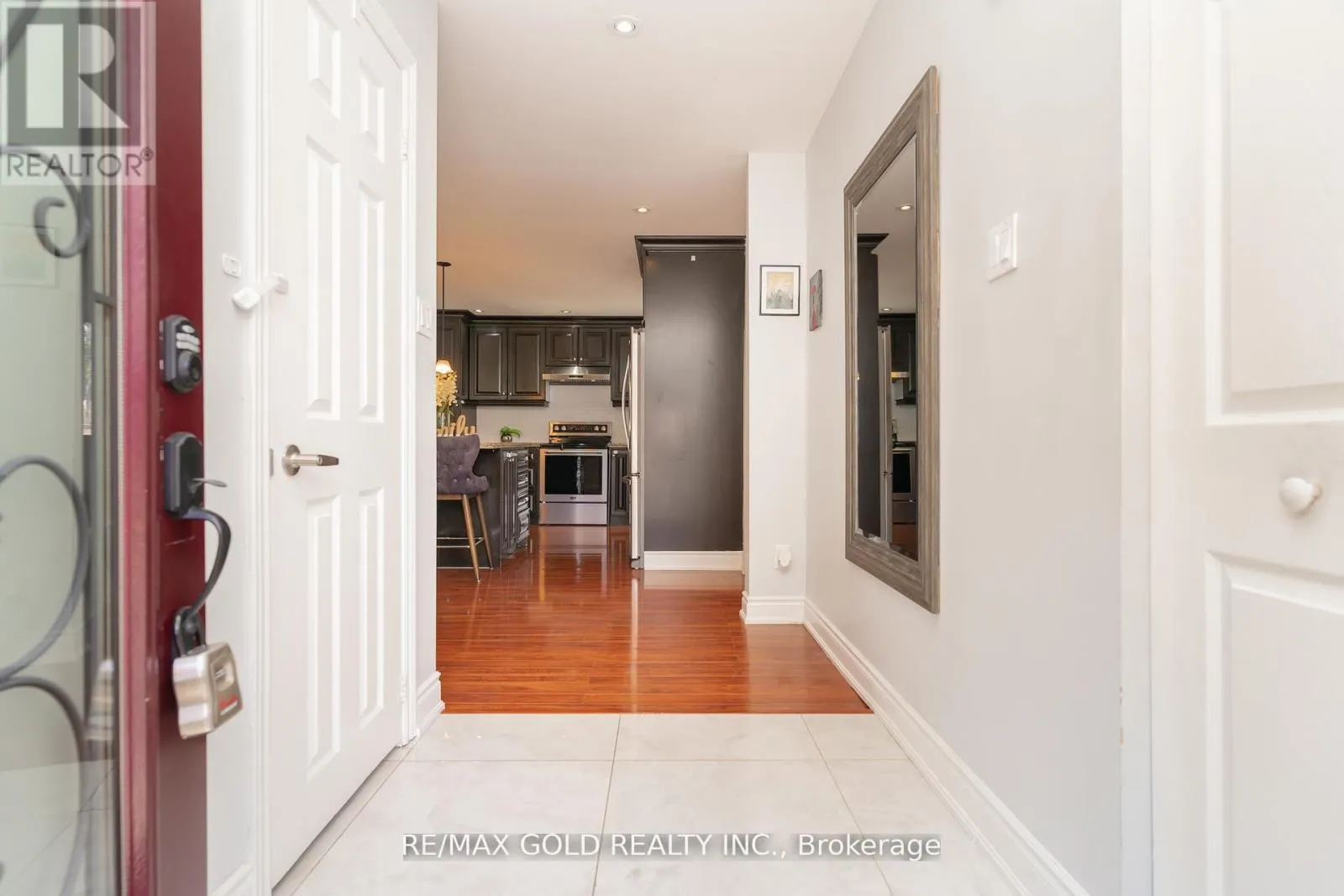 10 BROOKDALE CRESCENT