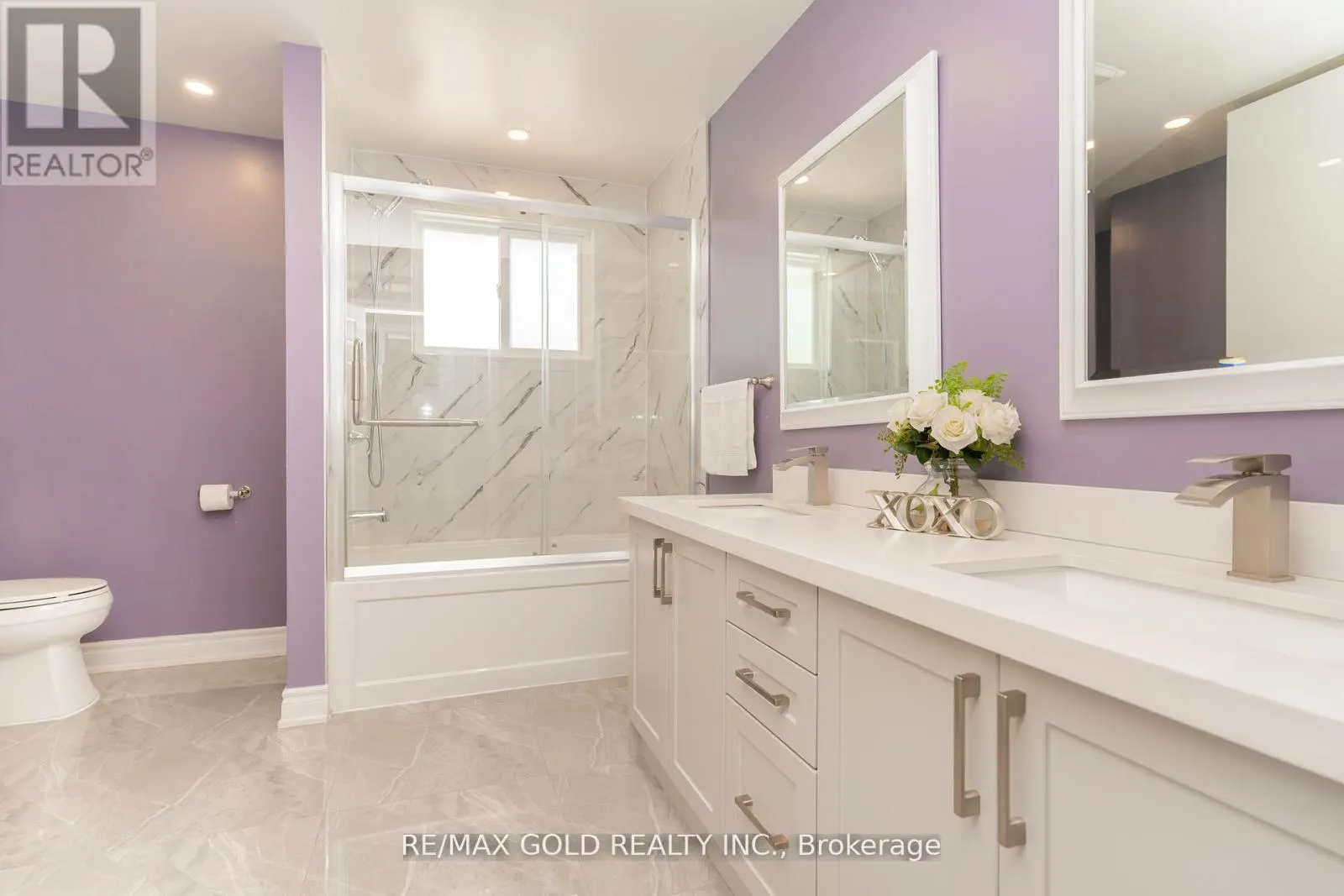 10 BROOKDALE CRESCENT