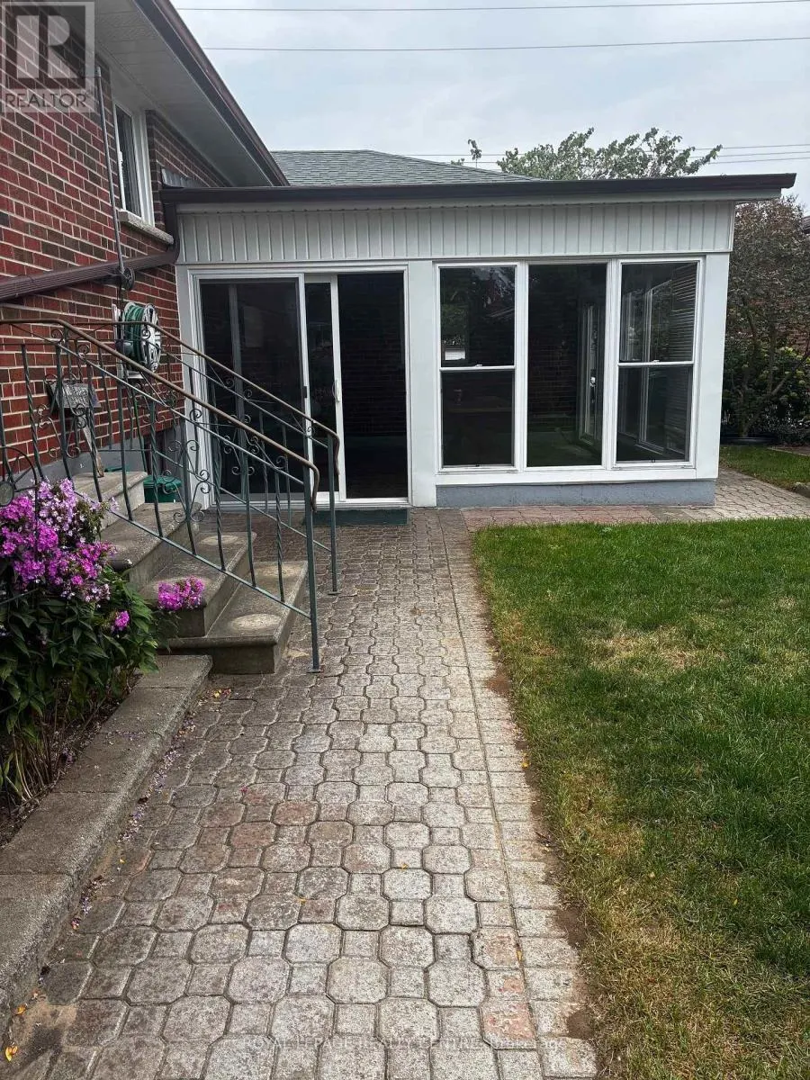2201 CLIFF ROAD