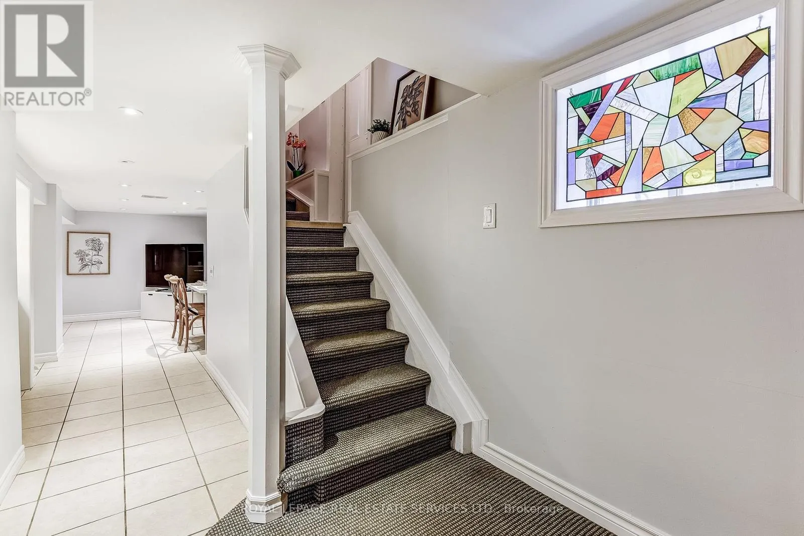 16 LARKIN AVENUE