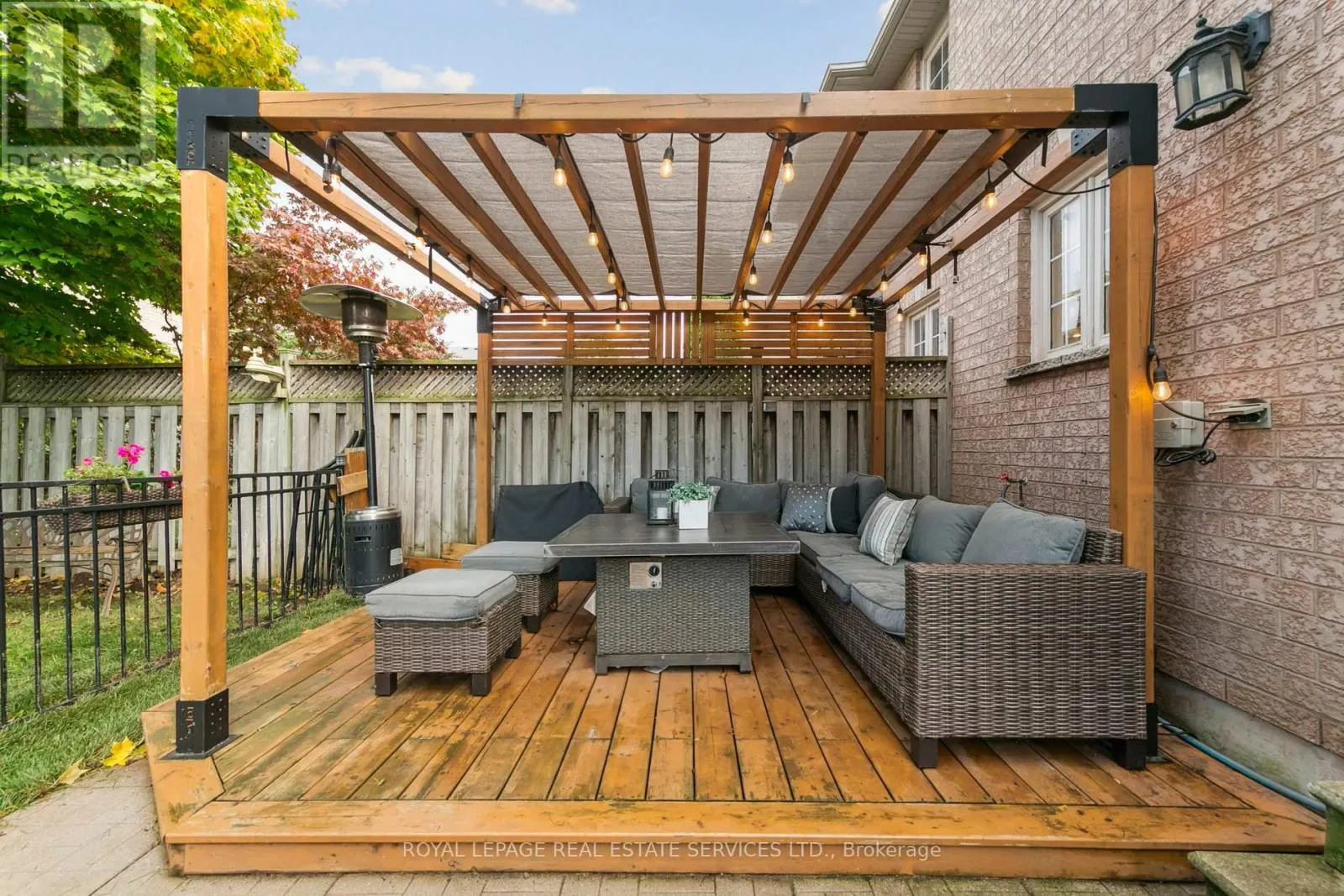 2193 SHORNCLIFFE BOULEVARD