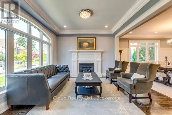 962 FREDONIA DRIVE