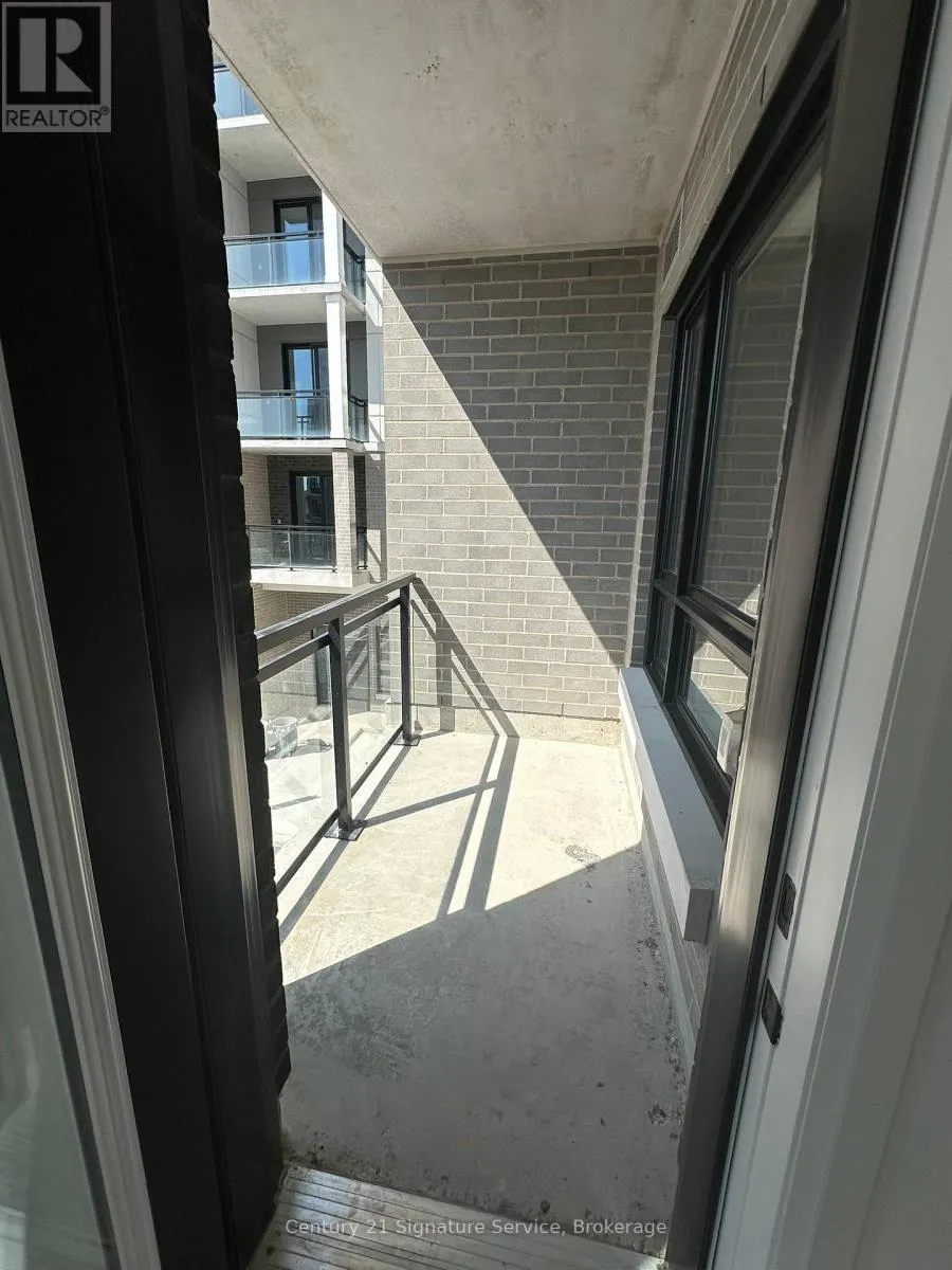 205 - 3250 CARDING MILL TRAIL